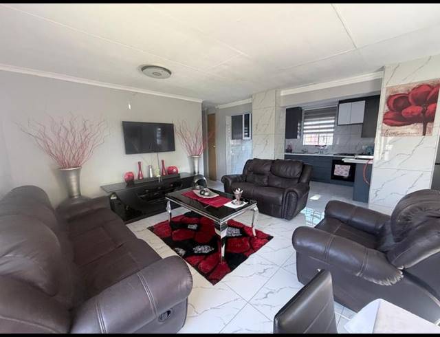 3 BEDROOM HOUSE FOR SALE IN MINNEBRONNE